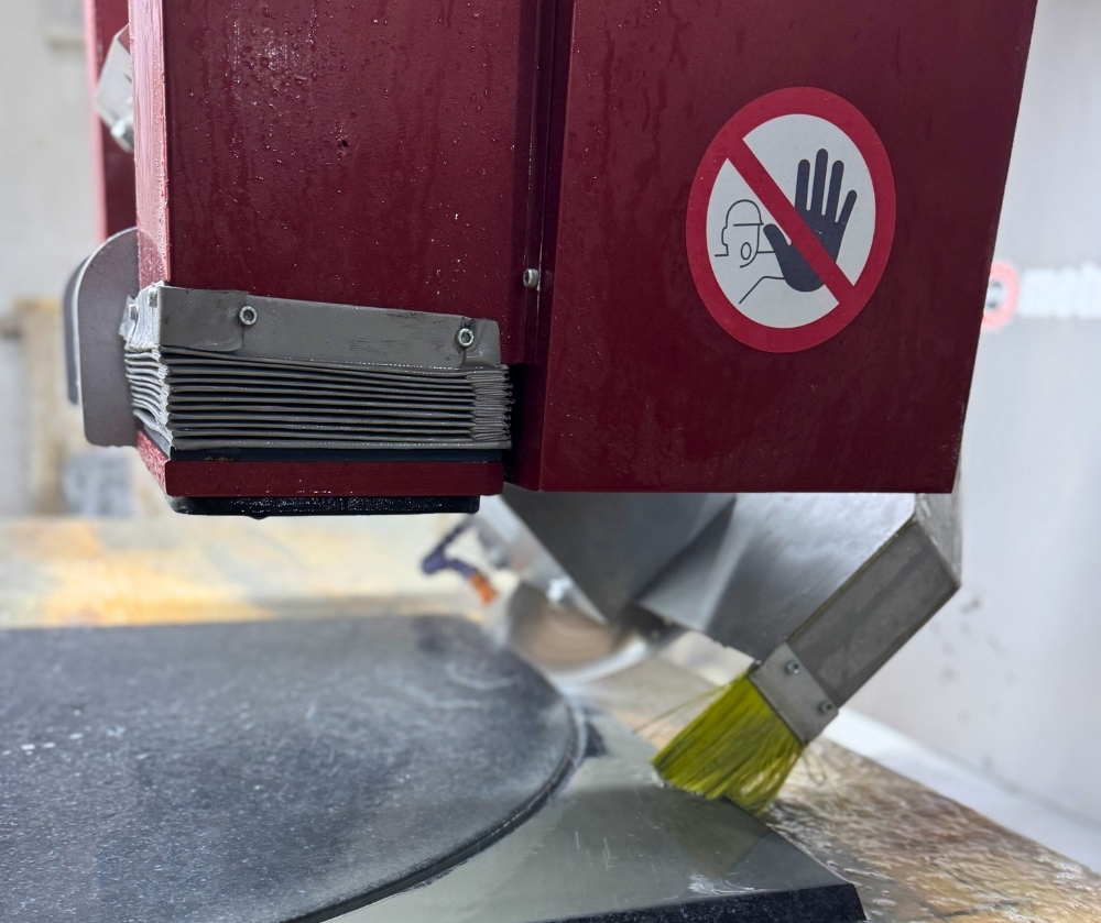 Güçlü Vakum Sistemi